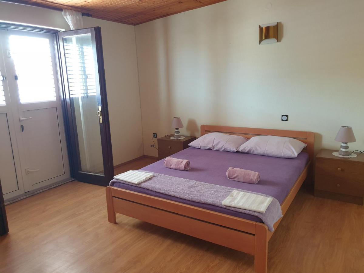 Apartmani Volaric Pag Pag Town Exteriör bild
